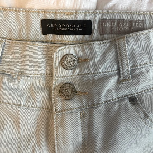Aéropostale Shorts - Picture 3 of 3